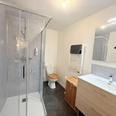 Le Nomézia Apartamento *